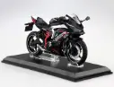 Kawasaki Ninja ZX-25R Metallic Spark Black x Pearl Flat Stardust White1.webp