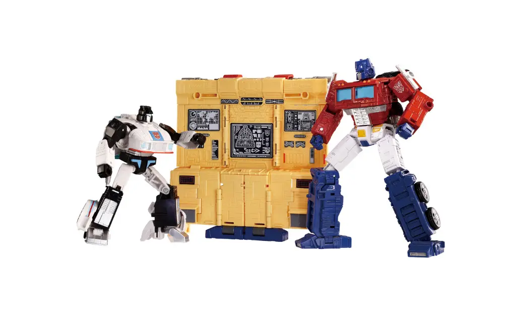 Transformers Dramatic Capture Series Autobot Headquarters1.webp