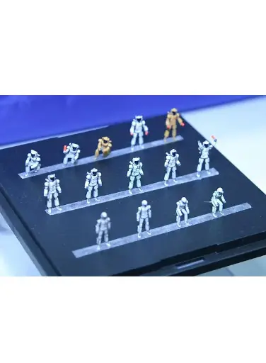 Mobile Staff 1/100