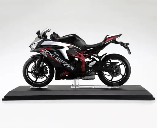 Kawasaki Ninja ZX-25R 1/12 Negro y Blanco